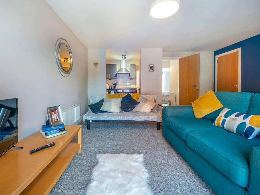 Lovely 2 Bedroom Apt At Ormeau Park W/ Free Parking Belfast Exterior photo